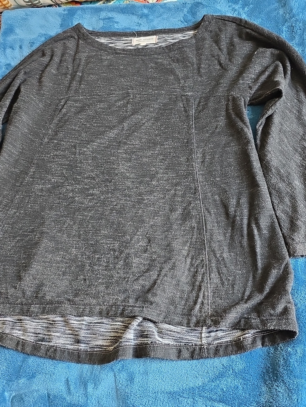 Max Studio Weekend Heathered Charcoal Long Sleeve